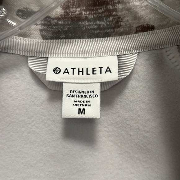 Athleta Triumph Printed Hoodie Size Medium - Picture 2 of 4